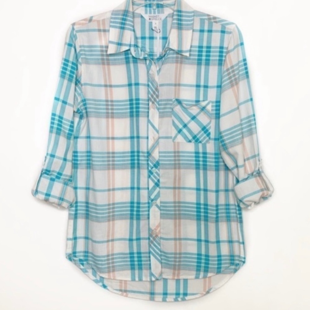 Market and Spruce Stitch Fix Jillianne Button Down Top
White Blue, New with Tags